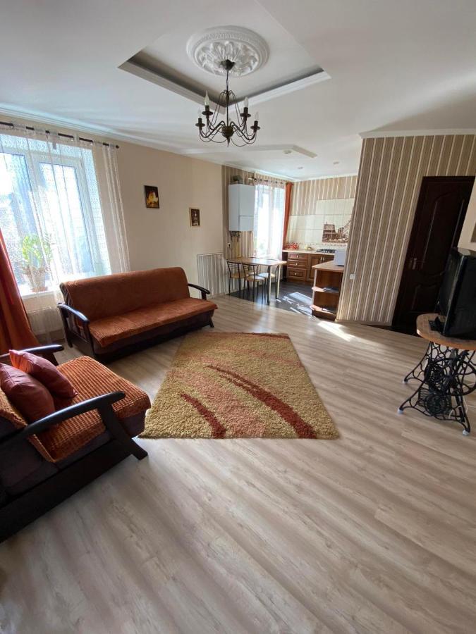 Апартаменты Центр,Возле Макдоналдс Vinnytsia Exteriör bild